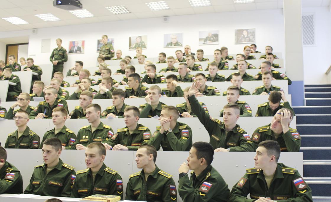 Россия может направить военных на обучение в Казахстан