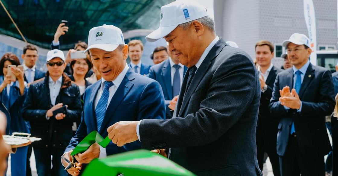 Первый в Казахстане пробег электрокаров стартовал в Нур-Султане