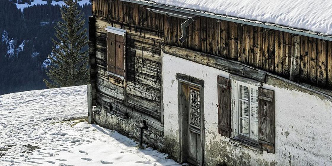 Слепого сельчанина спасли от гибели в промерзшем доме в Северном Казахстане