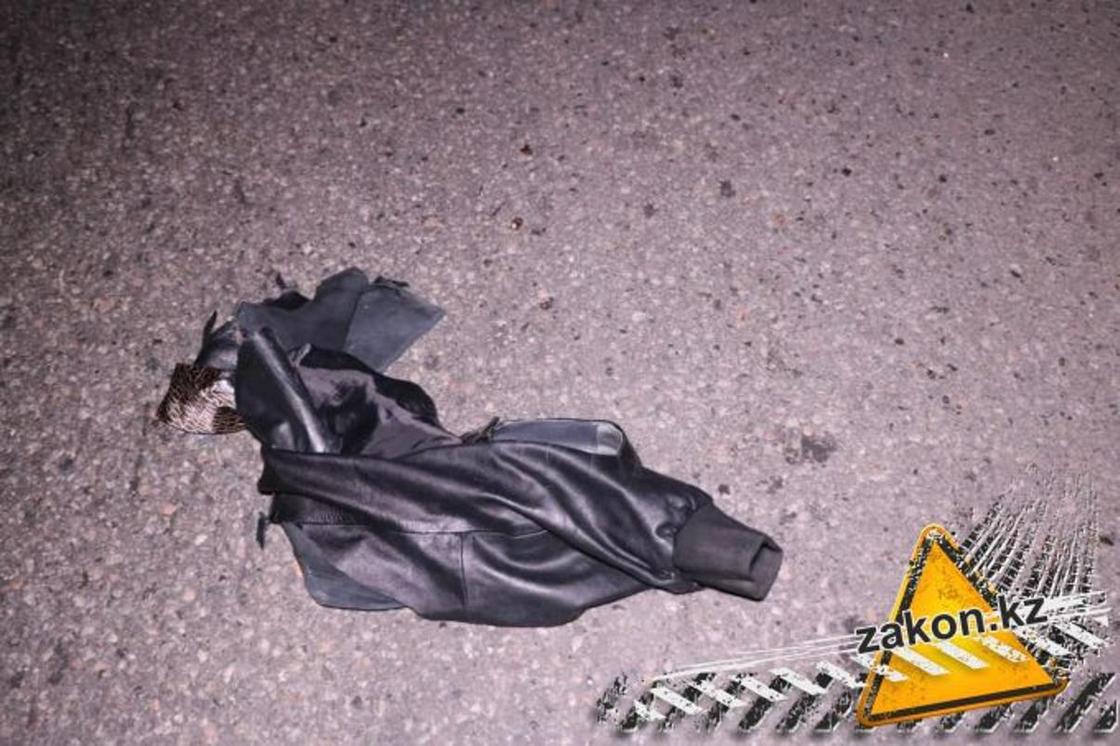 Оторвало ногу: мужчина погиб в ДТП под Алматы (фото)