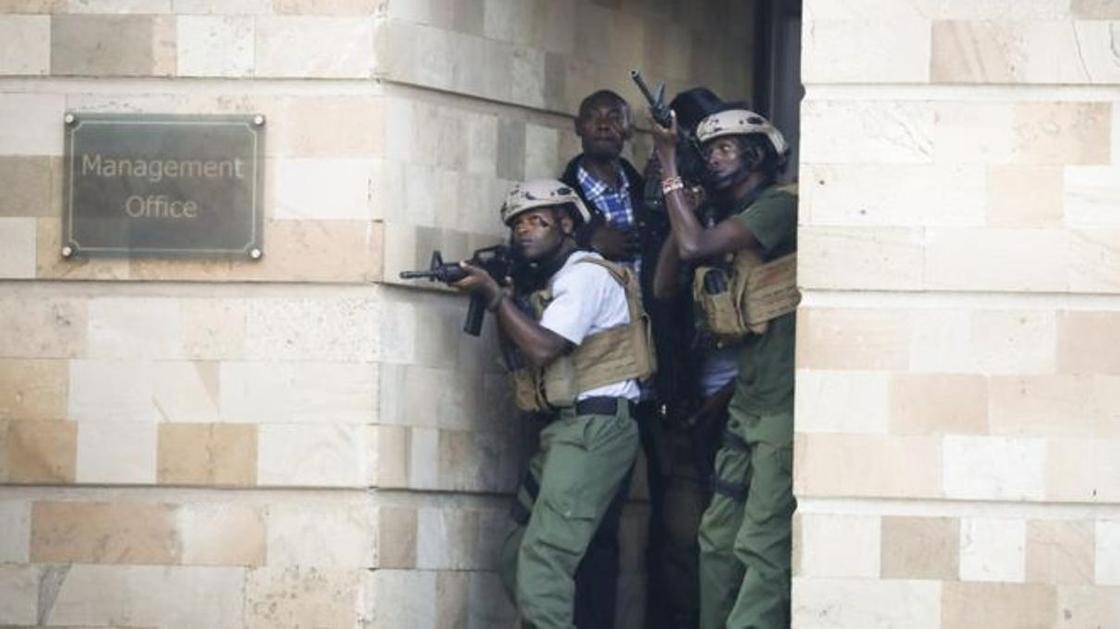 Боевики "Аш-Шабаб" напали на дорогой отель в Кении, есть жертвы