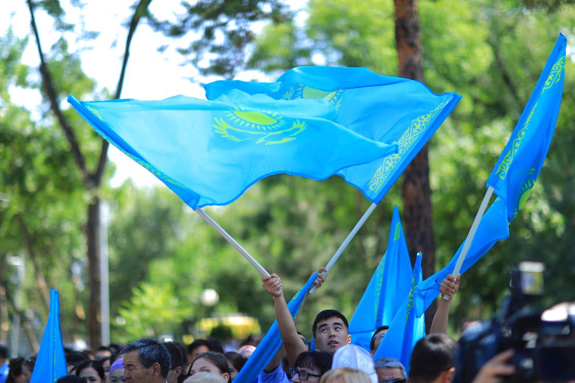 Алматыда "Nur Otan" партиясының"Biz birgemiz" атты митингісі басталды