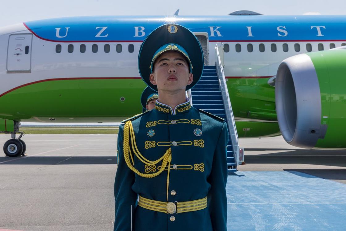 Прибытие Шавката Мирзиеева Прибытие Шавката Мирзиеева