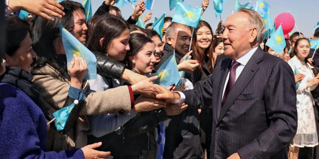 Чем занимается Нурсултан Назарбаев после отставки