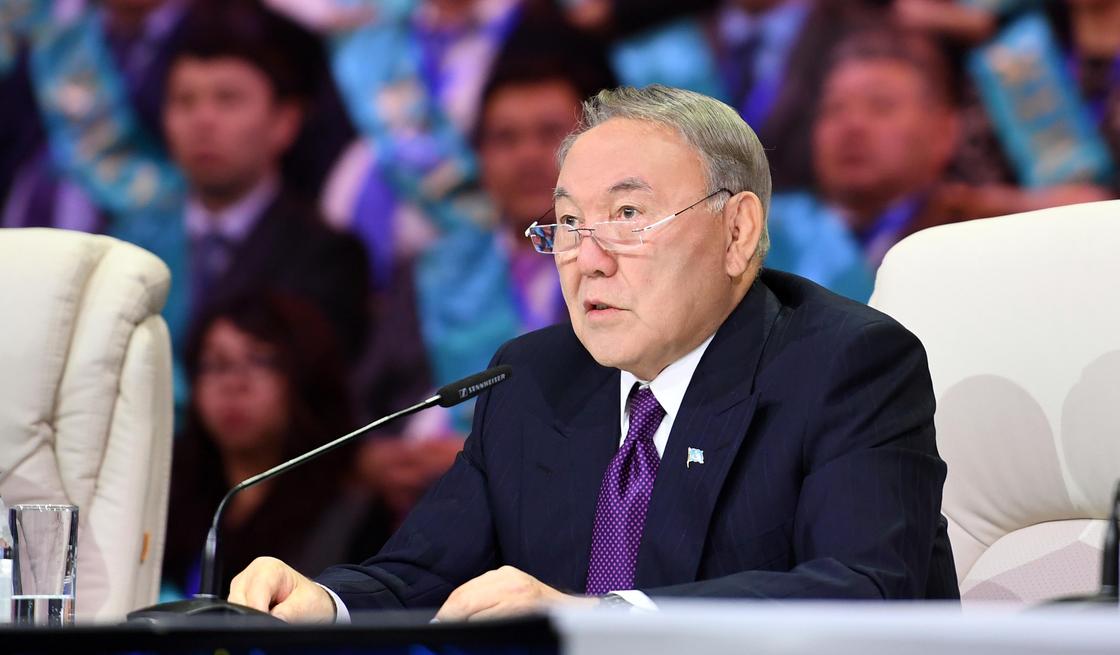 Назарбаев предложил создать мировой список террористов и ОПГ