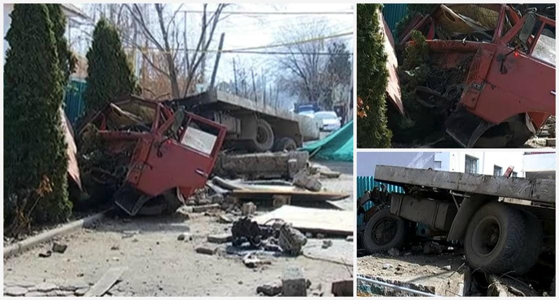 Грузовик с фекалиями влетел во двор дома в Алматы Грузовик с фекалиями влетел во двор дома в Алматы