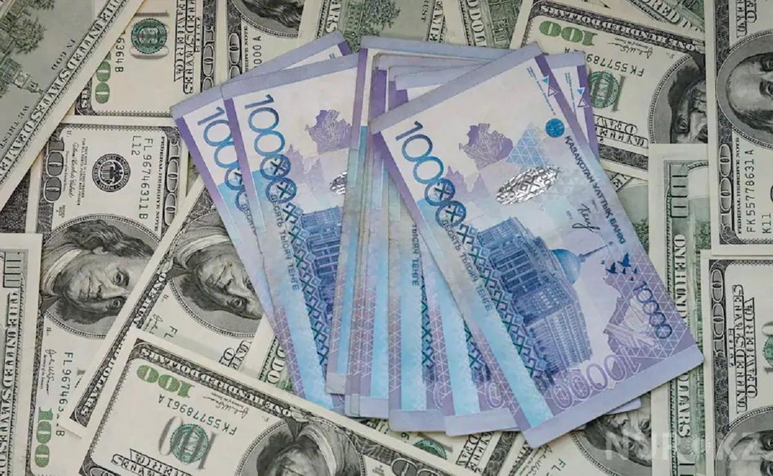 Какой ожидается курс доллара в Казахстане на этой неделе