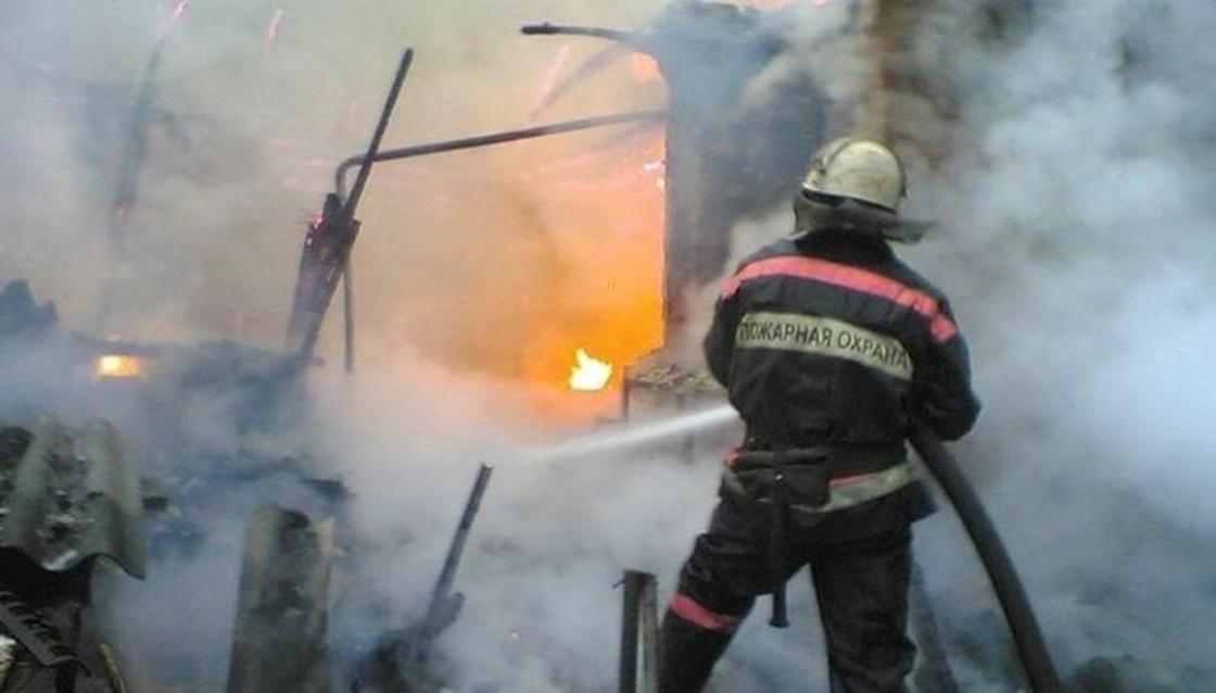 Ребенок погиб в пожаре в Карагандинской области