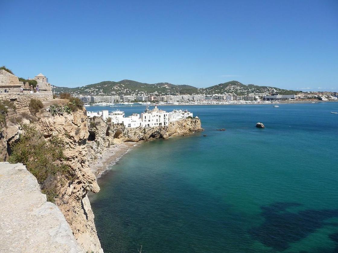 Где лучше отдыхать в Испании?