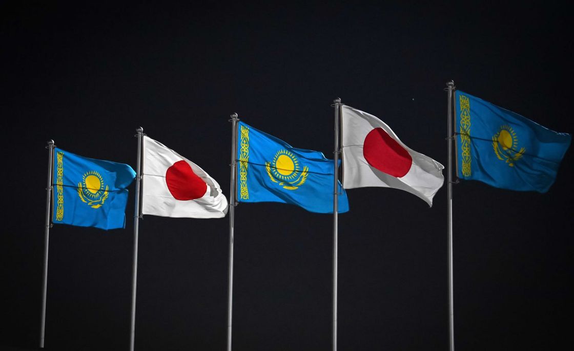 Қазақстан және Жапония тулары