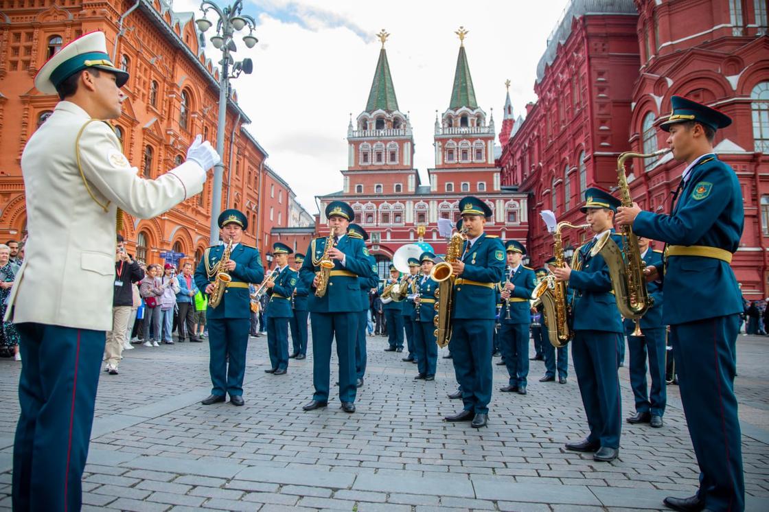 Парад в Москве