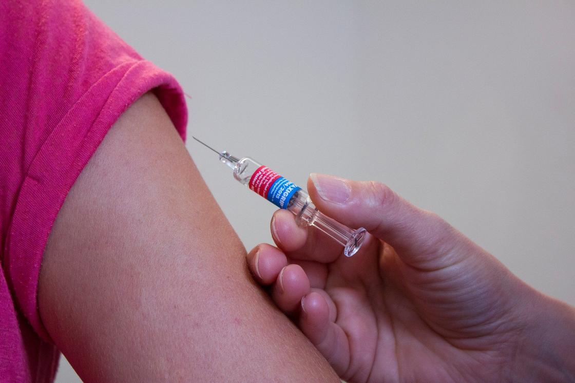 Обязательные прививки для детей появятся в Казахстане