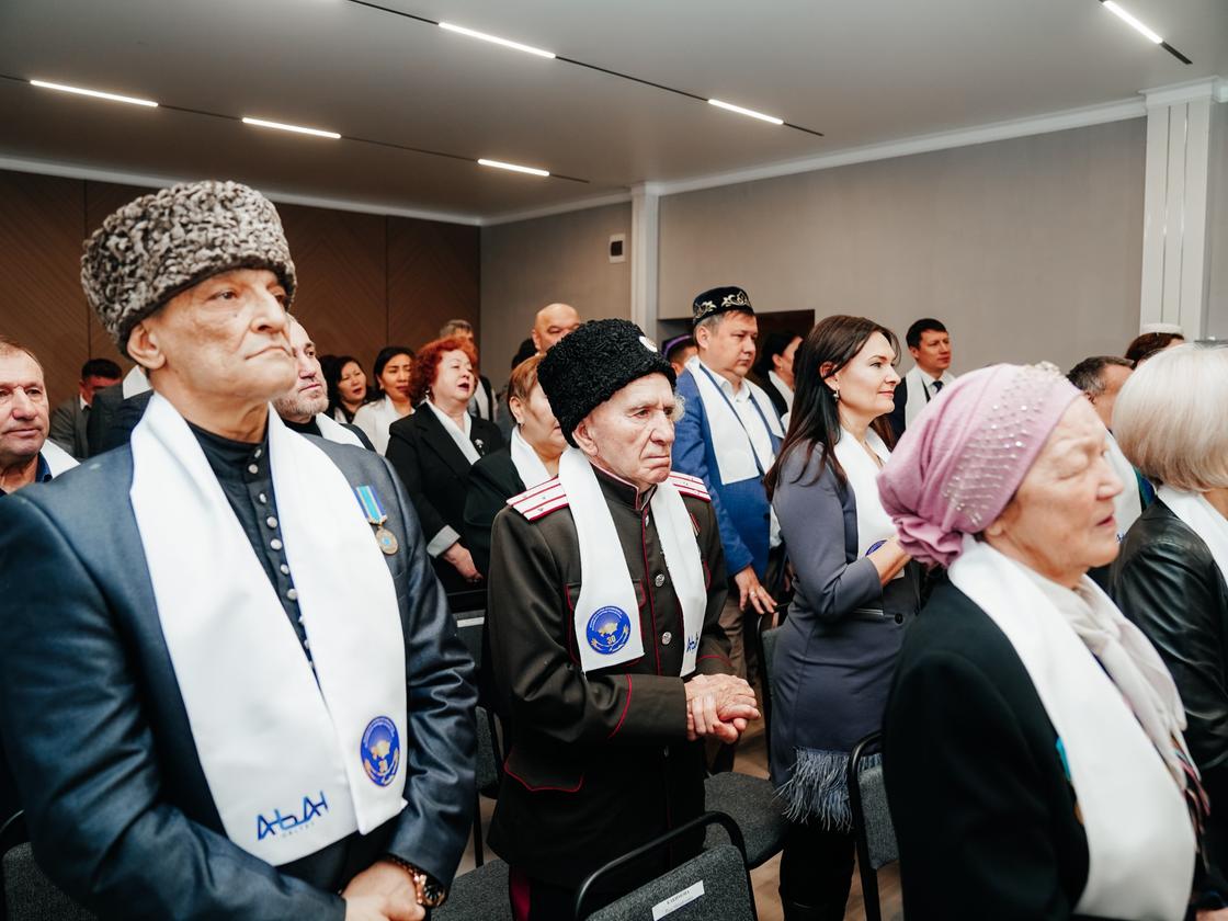 Форум в честь 30-летия со дня основания АНК