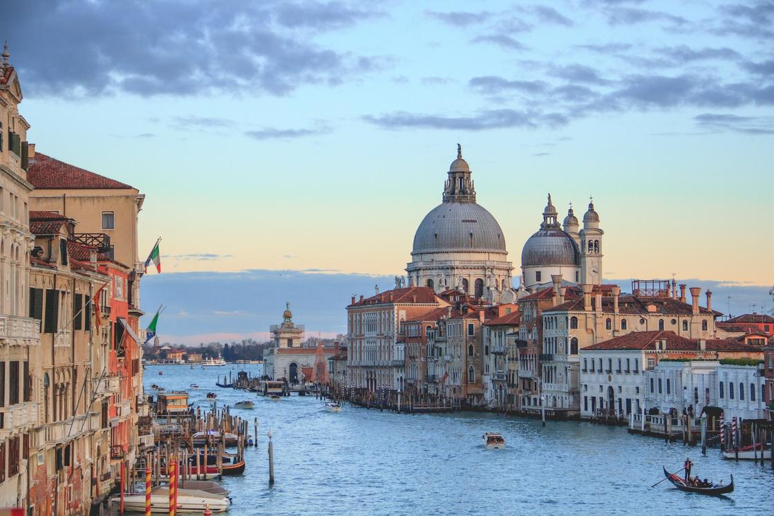 Венеция. Вид с Академического моста