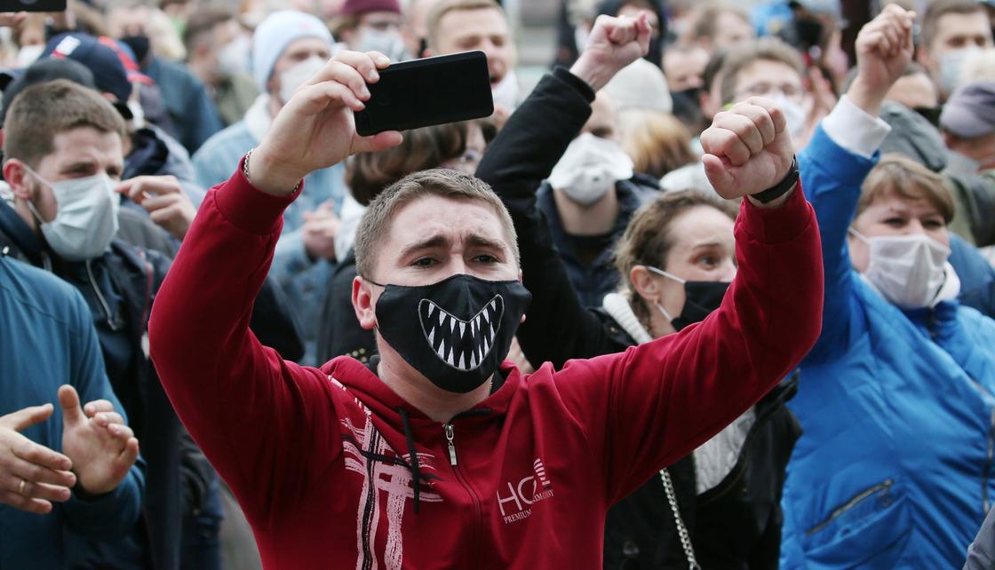 Уровень недовольства растет на фоне президентских выборов в Беларуси (фото, видео)