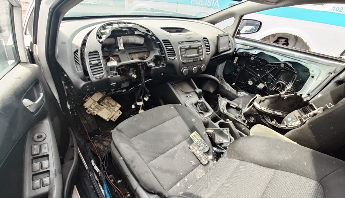 Полицейский автомобиль