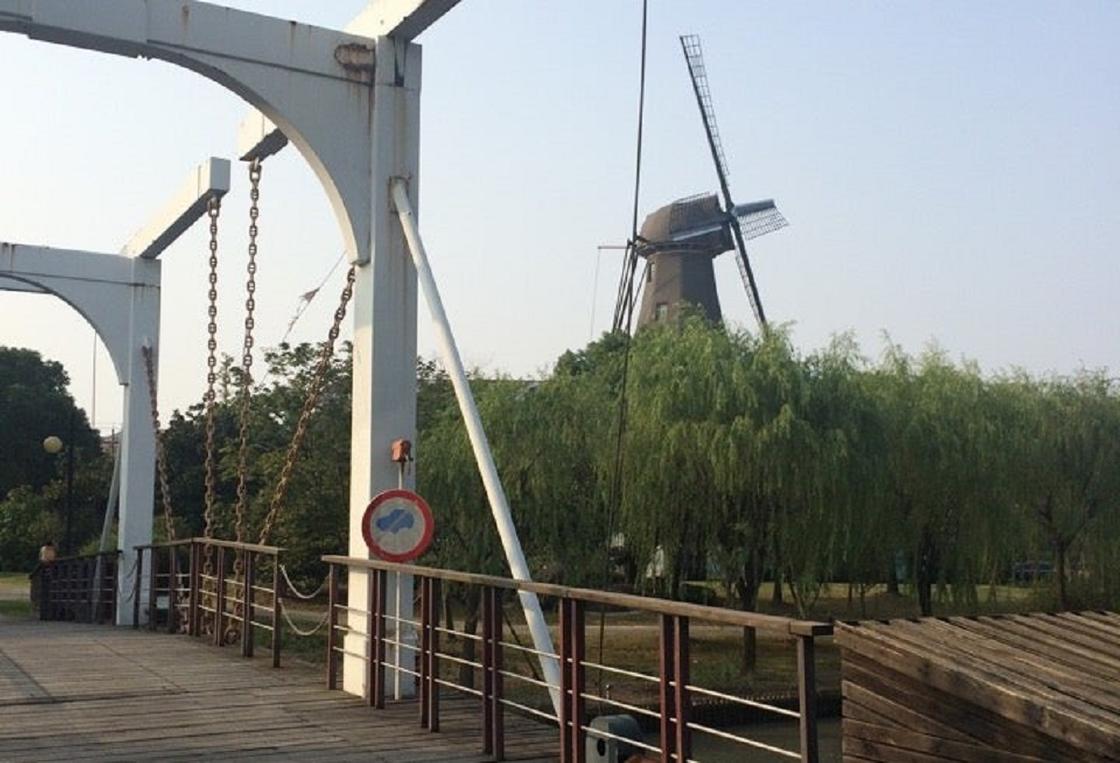 Голландская деревня в Китае