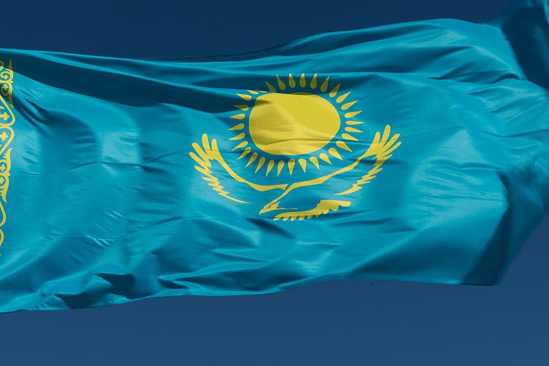 Власти Казахстана готовы награждать молодежь за патриотизм