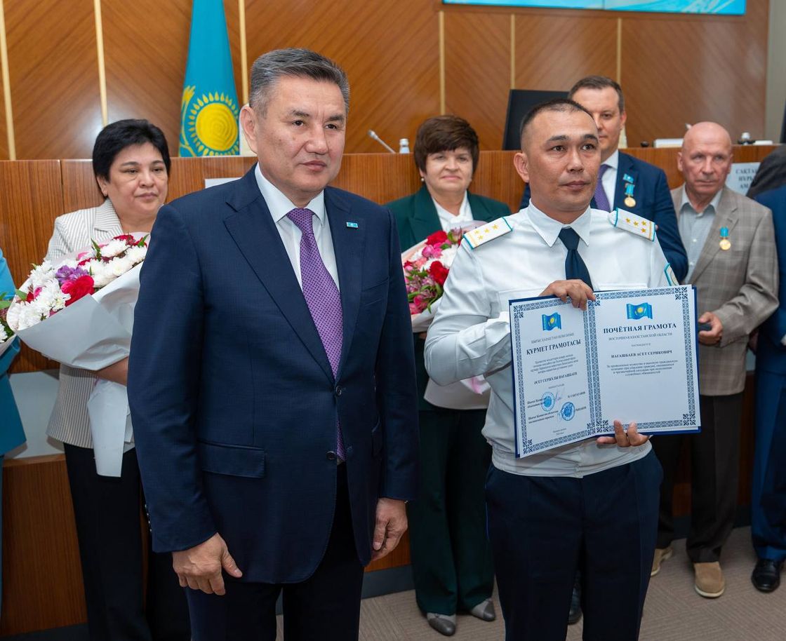 Полицейлерді марапаттау