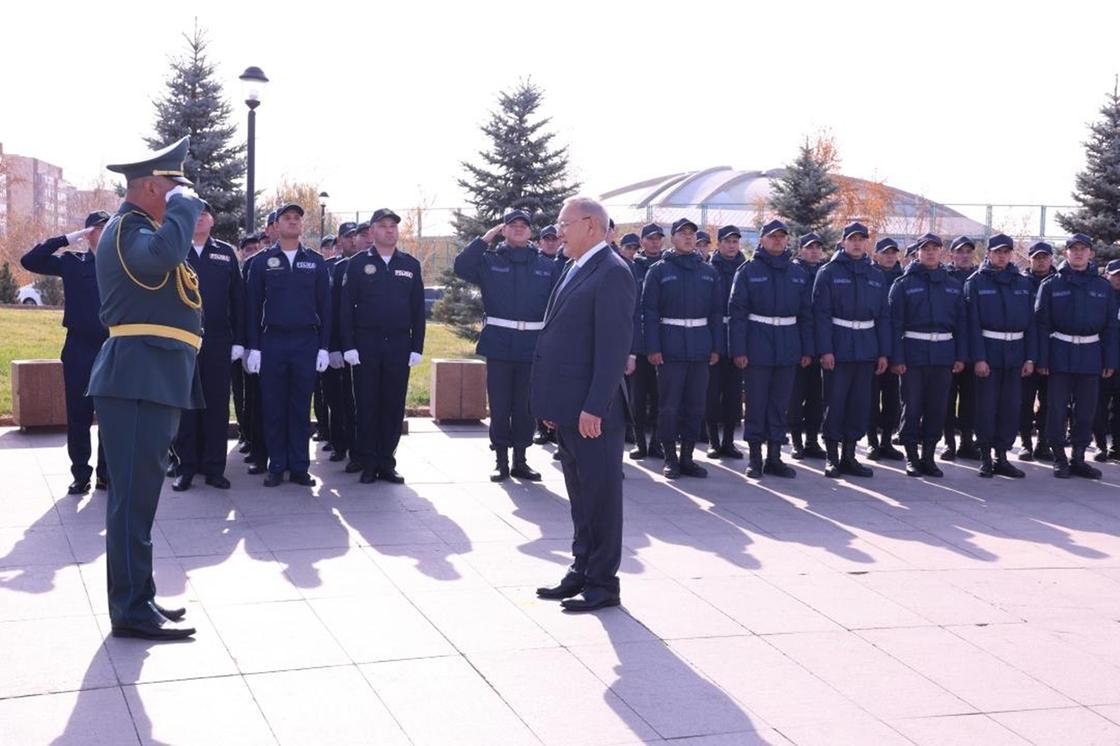 Жетісуда Республика күніне орай Мемлекеттік Ту көтерілді