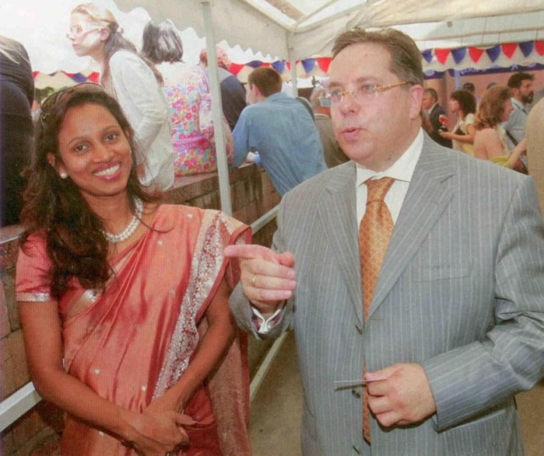 Шри-Ланка ханшайымы мен қарапайым ресейлік жігіттің махаббат хикаясы көпті тәнті етті