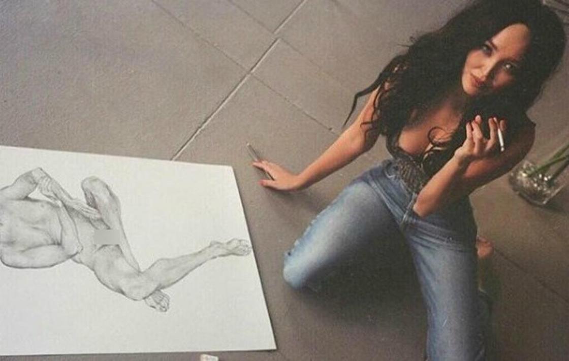 Казахстанская жена Цекало рисует голых мужчин (фото)