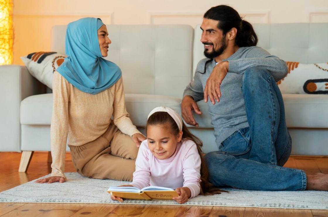 Мусульманская семья с ребенком