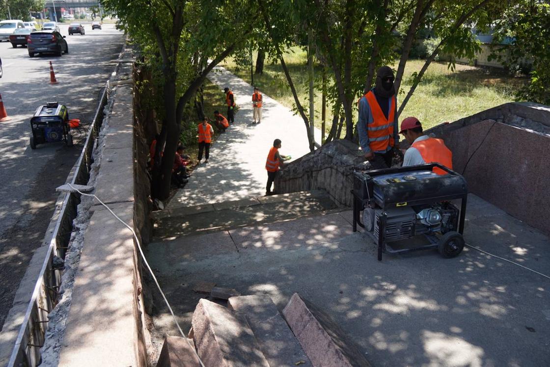 Ремонт моста по Сейфуллина в Алматы