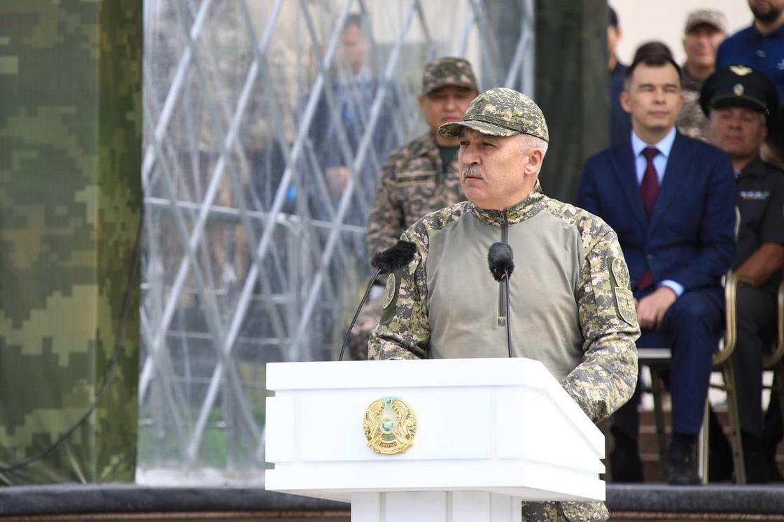 Руководитель оборонного ведомства Казахстана