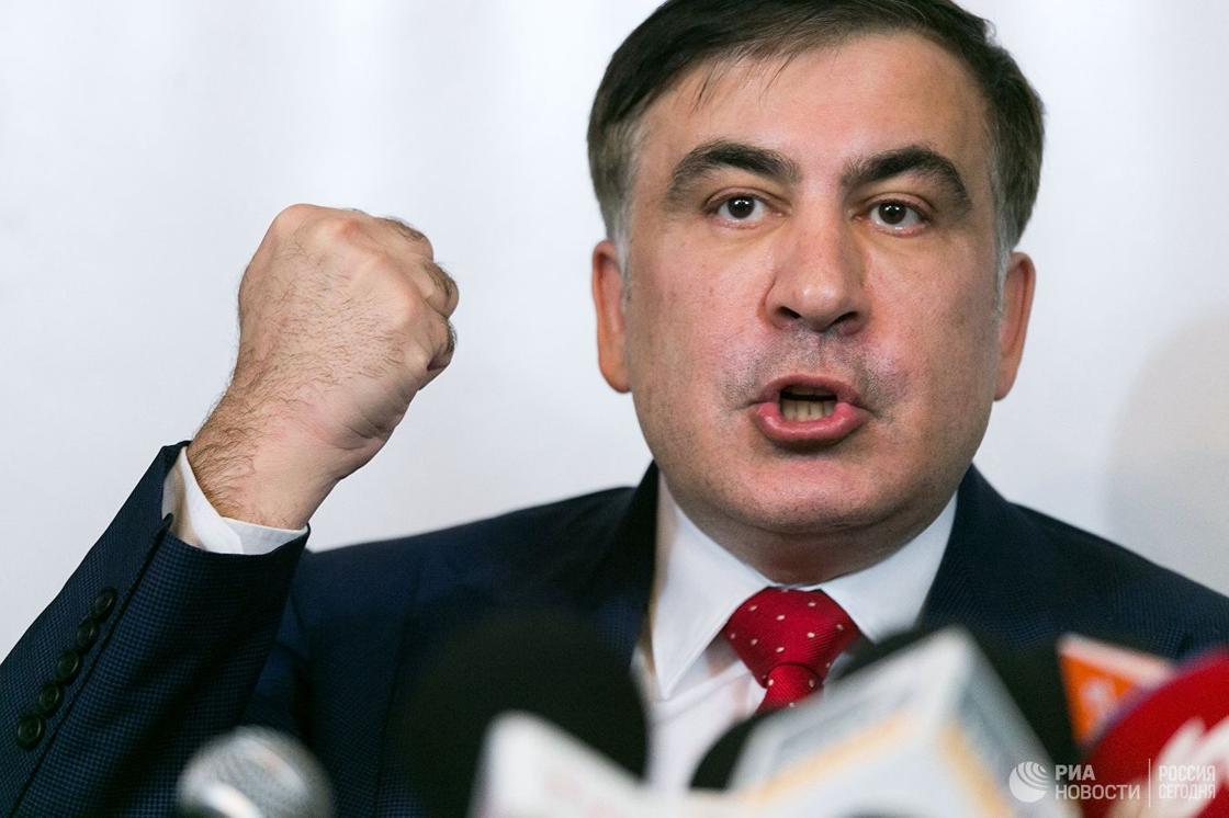 Саакашвили назвал "сценарий смены руководства" Грузии