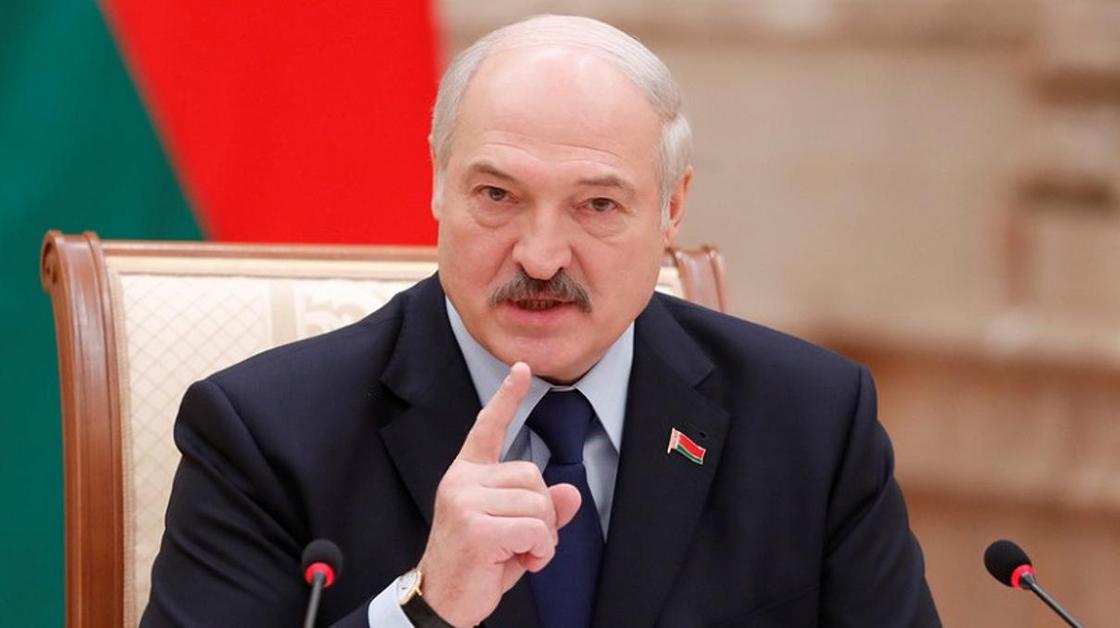 Школьник убил учительницу и сверстника в Беларуси: Лукашенко назвал причину трагедии