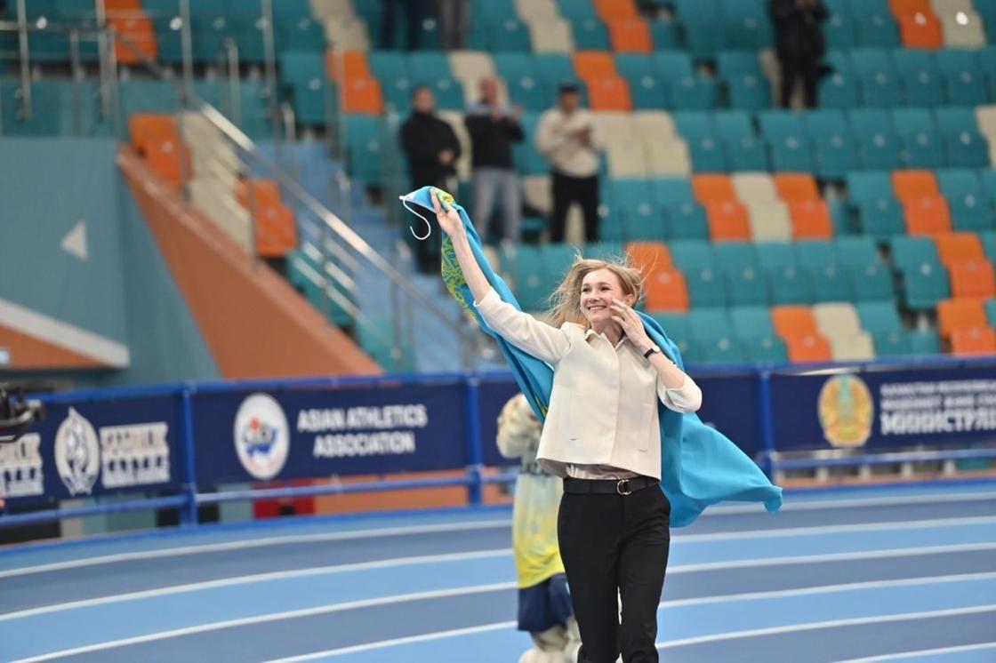 Ольга Рыпакова на церемонии закрытия Х чемпионата Азии по легкой атлетике