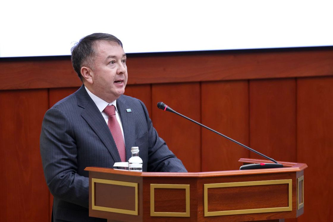 Собрание фракции партии AMANAT