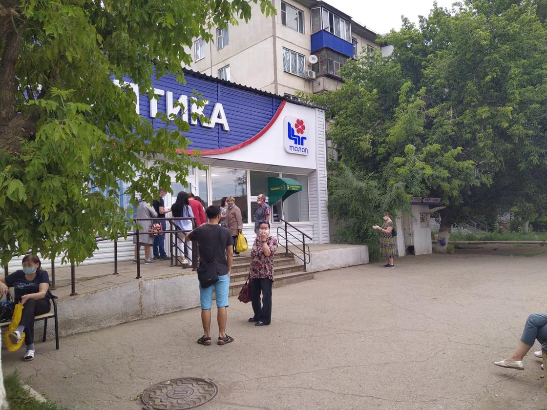 Жара под 40 в ЗКО: "скорые" работают в авральном режиме Жара под 40 в ЗКО: "скорые" работают в авральном режиме