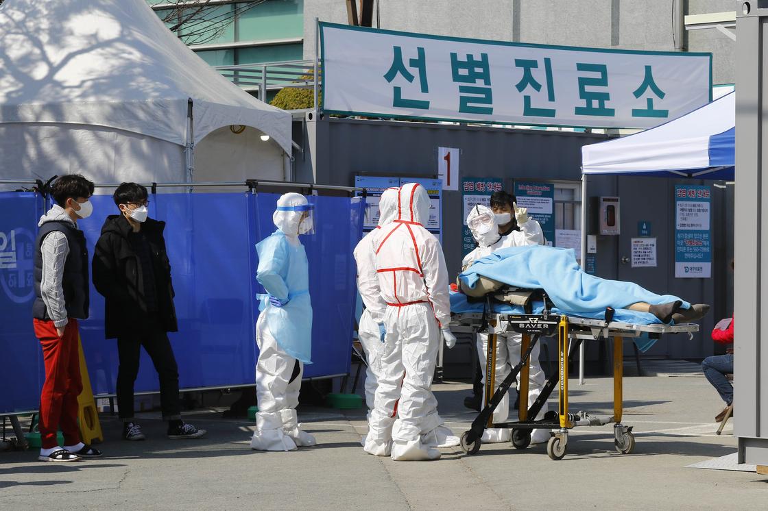 Более 5000 человек заразились коронавирусом в Южной Корее