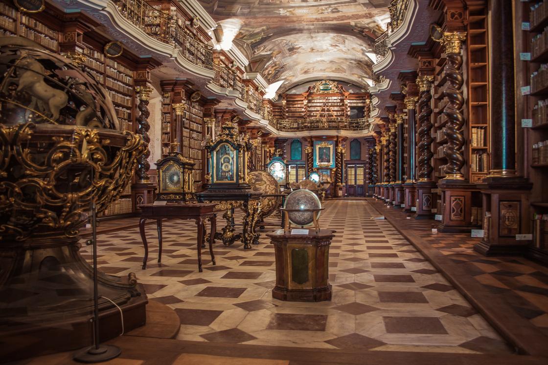 Библиотека естествознания в Праге