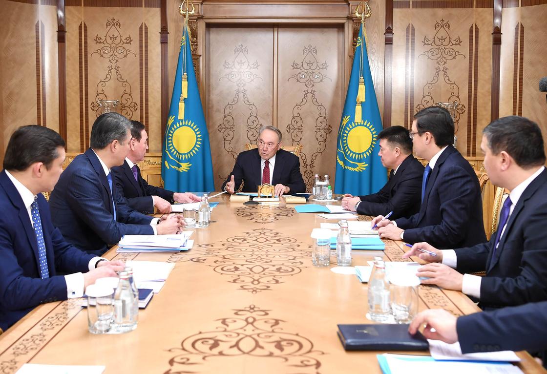 Назарбаев провел первое в этом году совещание