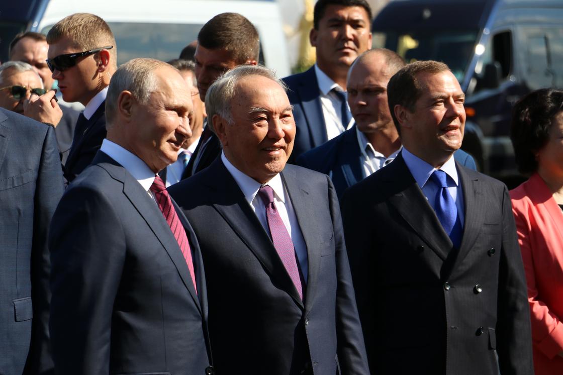 «Москва для нас очень близка»: Назарбаев ездил на переговоры к Путину в Кремль