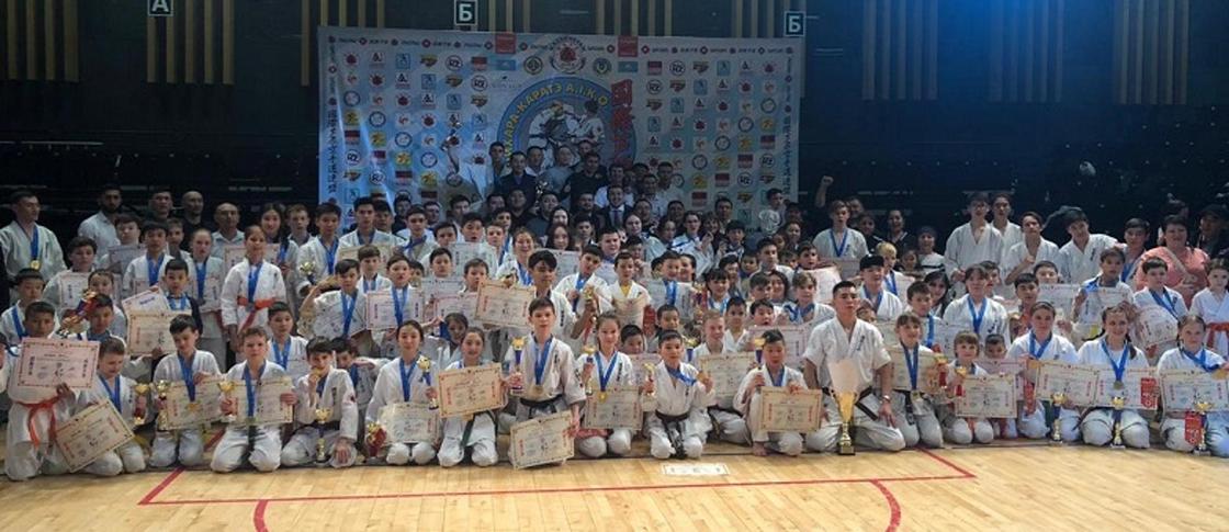 Республиканский чемпионат по ашихара-каратэ прошел в Караганде (фото)