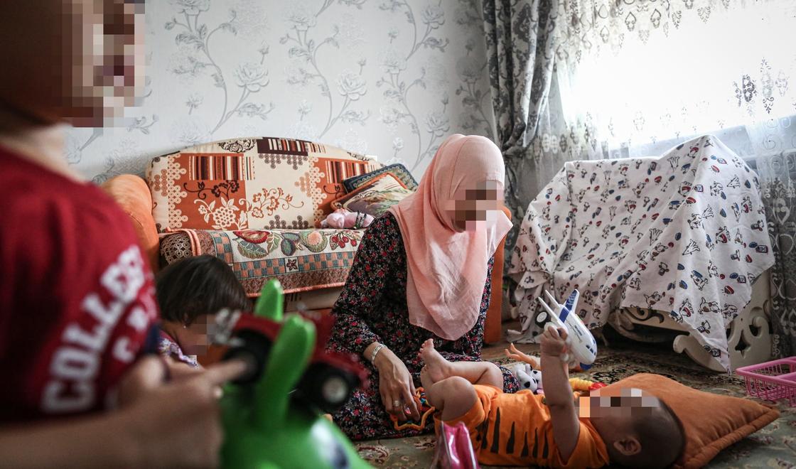 "Видела обезглавленные тела": казахстанки рассказали о жизни в Сирии