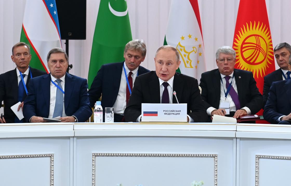 Владимир Путин на саммите "Центральная Азия – Россия"