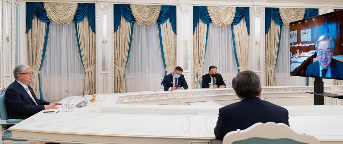 Касым-Жомарт Токаев во время переговоров с Антониу Гутерришем