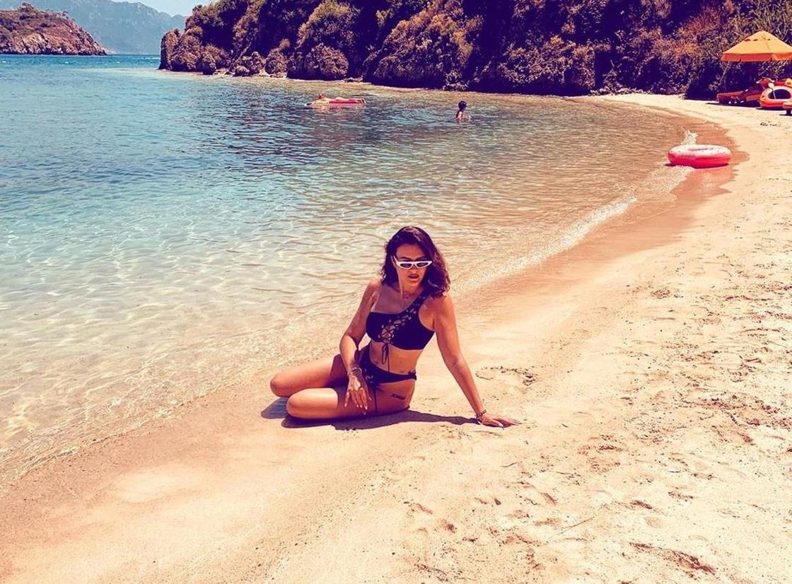 "Афродита": дочь Игоря Крутого показала горячее фото с пляжа в Майами