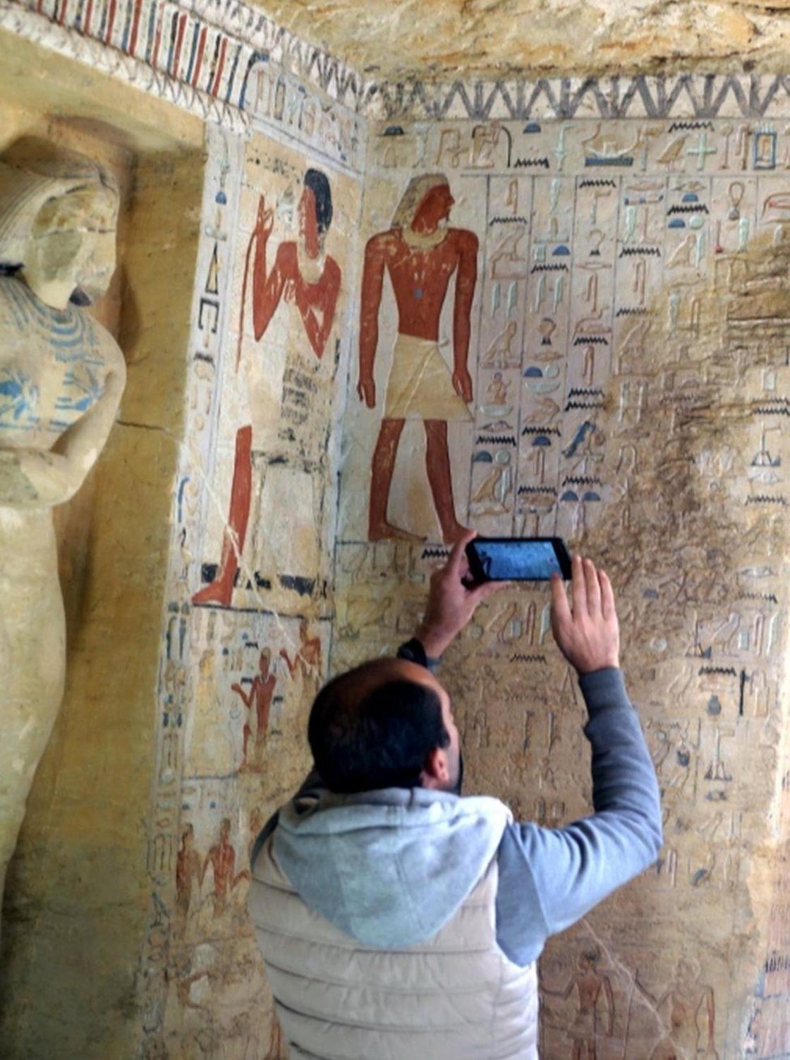 В Египте обнаружили гробницу богатого жреца