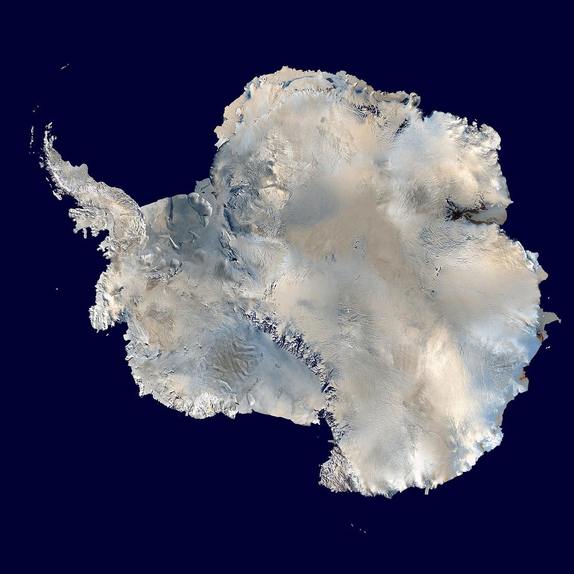 Континент Антарктида, покрытый льдом