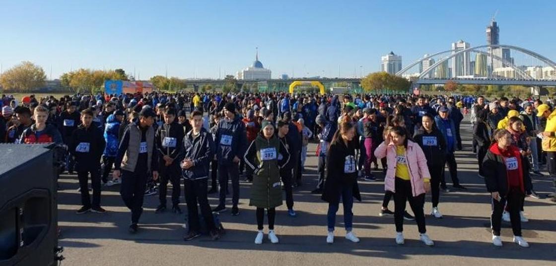 Более 1500 жителей и гостей столицы приняли участие в благотворительном забеге «Адал Жүрек»