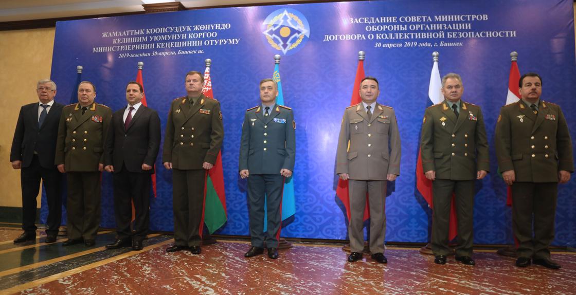 Министр обороны Казахстана принял участие в заседании СМО государств-членов ОДКБ