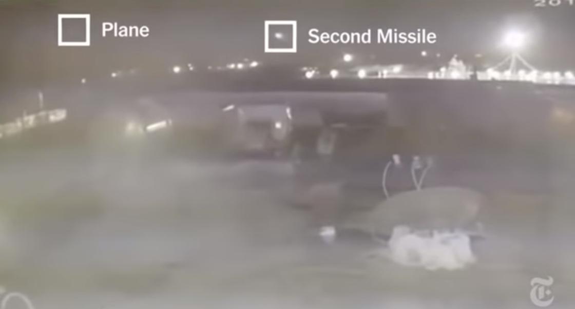 Появилось видео возможного попадания двух ракет в Boeing в Иране