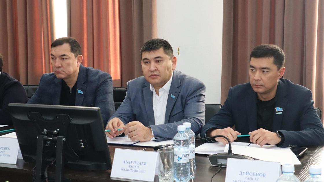 Тараздағы отырыс Тараздағы отырыс