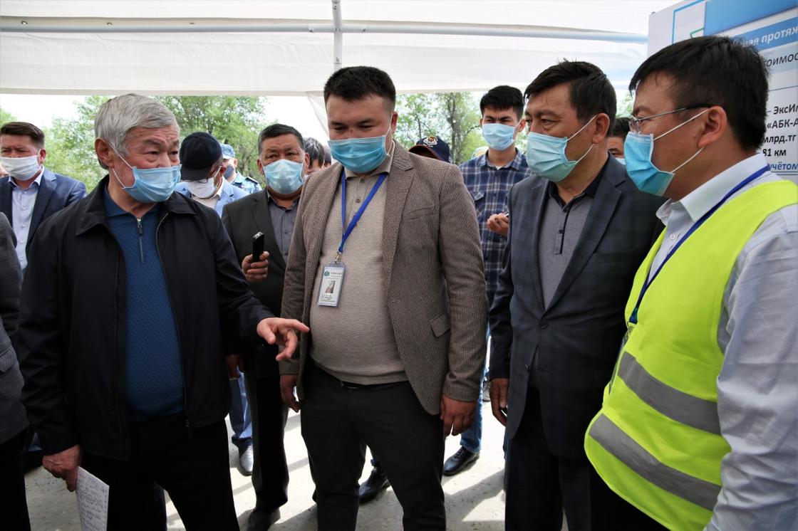 "Приеду снова и проверю": Сапарбаев сделал замечания китайским компаниям